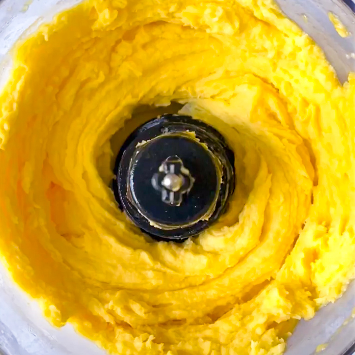 finished two ingredient mango sorbet in food processor