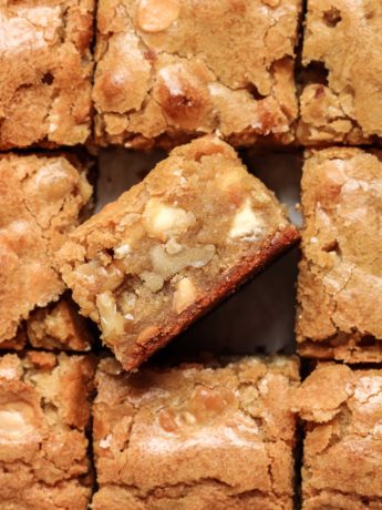 Blondies sliced with one pice turned on its side